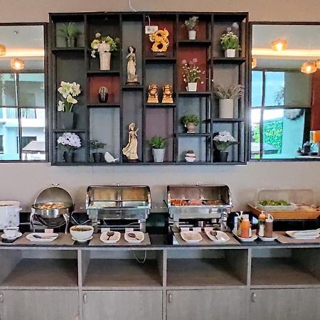 J.P.Grand Hotel ترات المظهر الخارجي الصورة