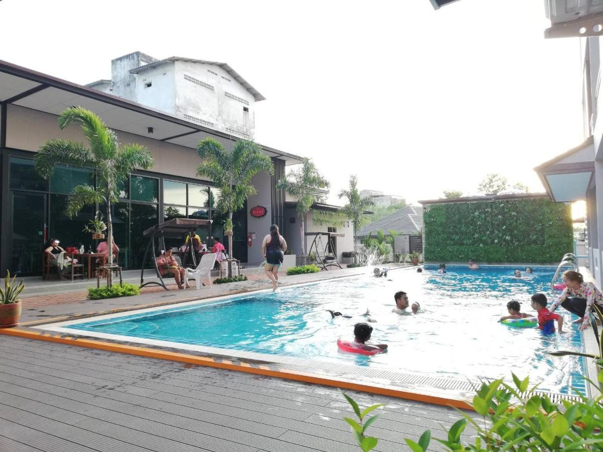 J.P.Grand Hotel ترات المظهر الخارجي الصورة