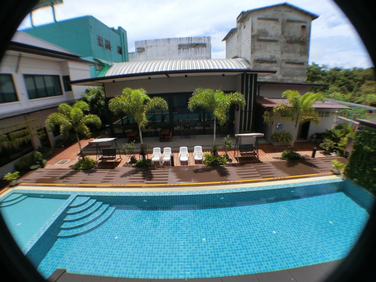 J.P.Grand Hotel ترات المظهر الخارجي الصورة