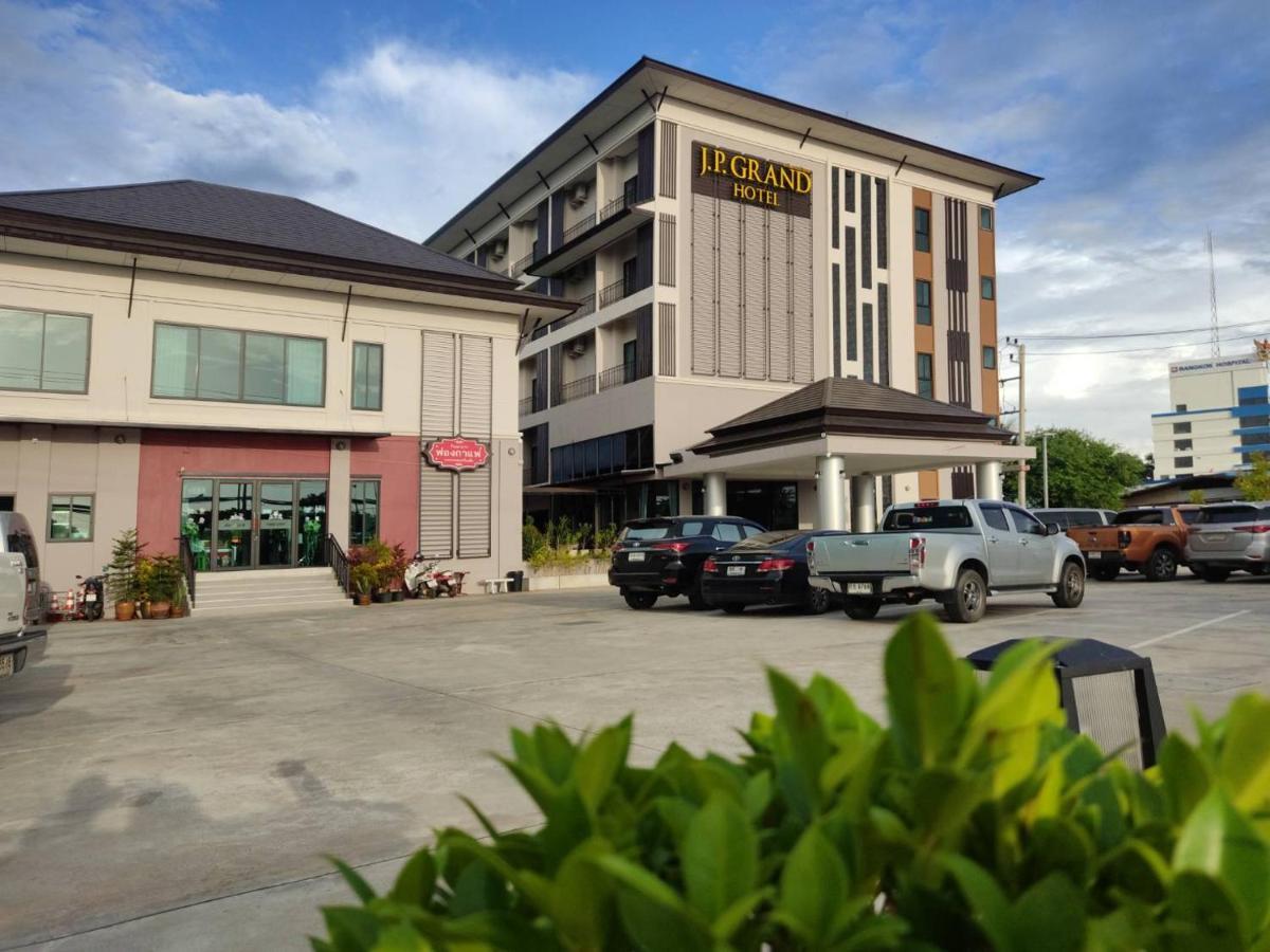 J.P.Grand Hotel ترات المظهر الخارجي الصورة