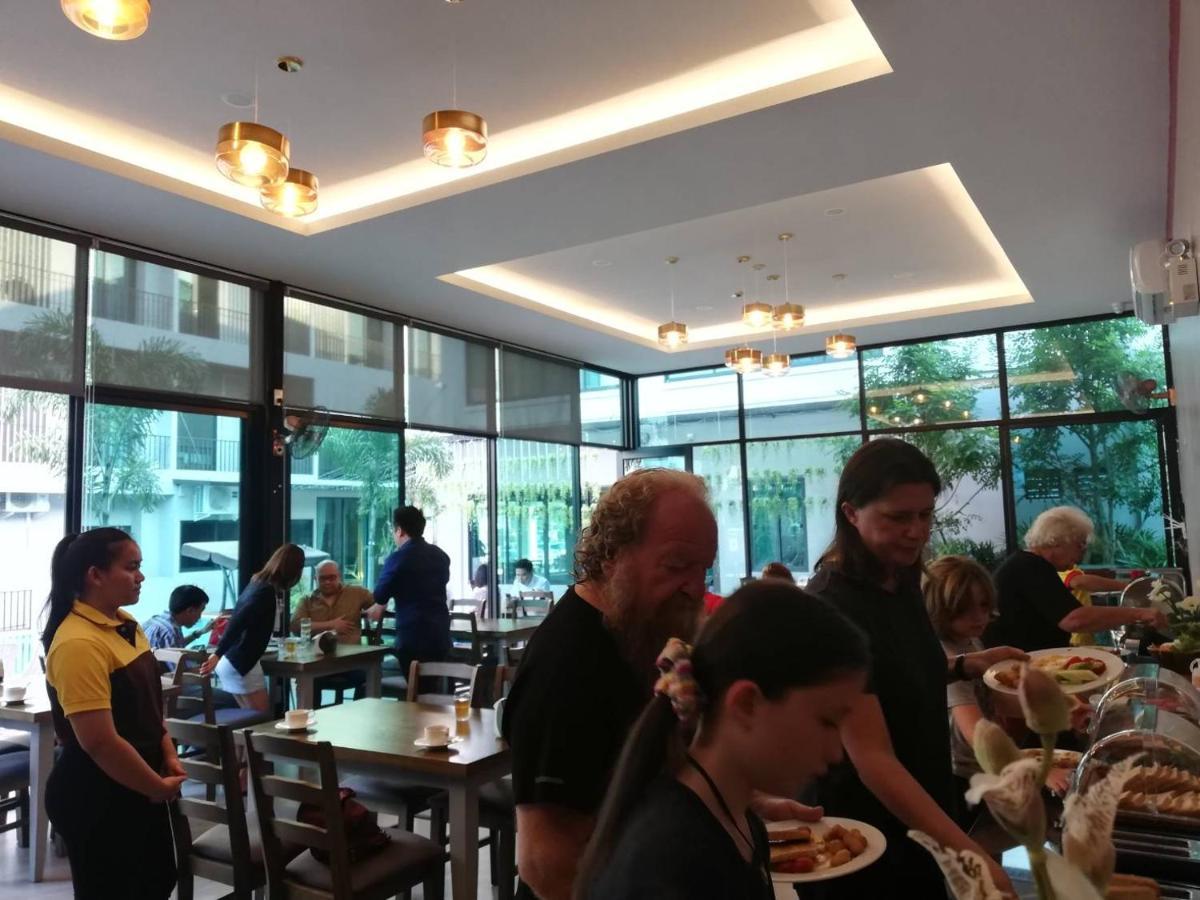 J.P.Grand Hotel ترات المظهر الخارجي الصورة