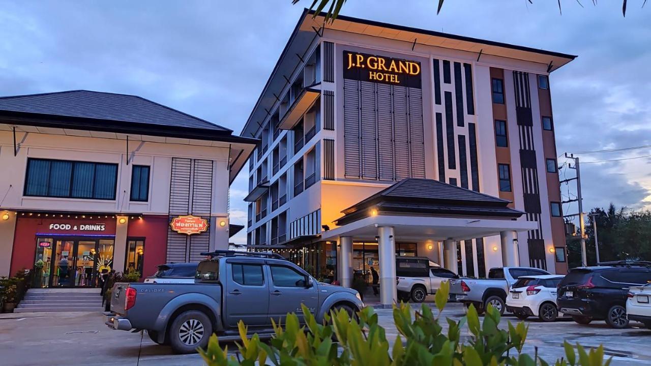 J.P.Grand Hotel ترات المظهر الخارجي الصورة