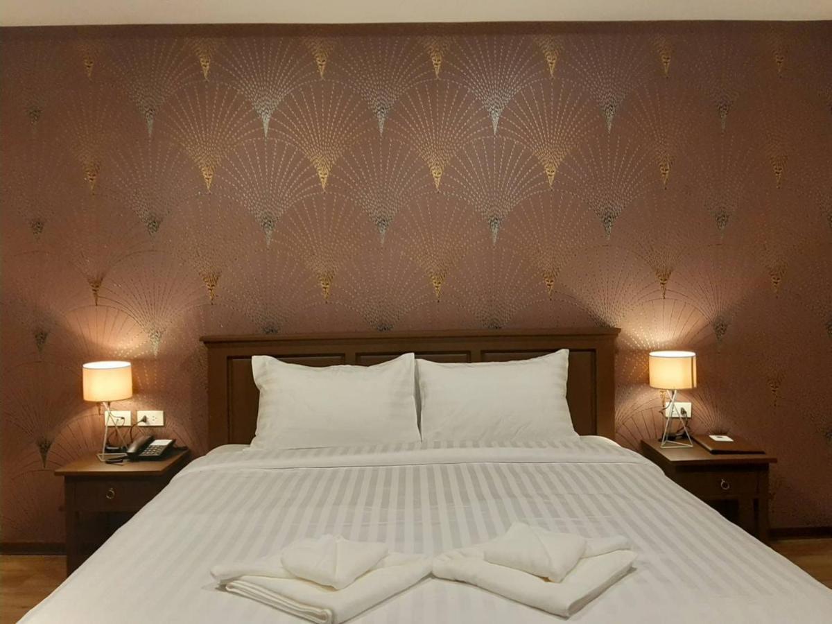 J.P.Grand Hotel ترات المظهر الخارجي الصورة