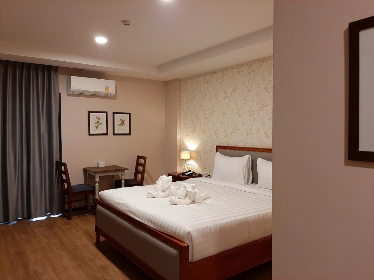 J.P.Grand Hotel ترات المظهر الخارجي الصورة