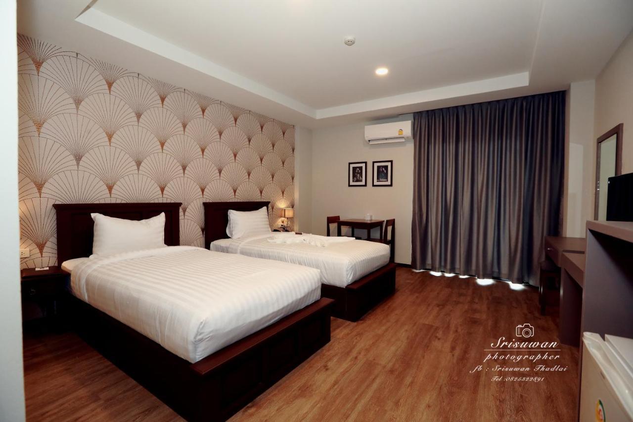 J.P.Grand Hotel ترات المظهر الخارجي الصورة