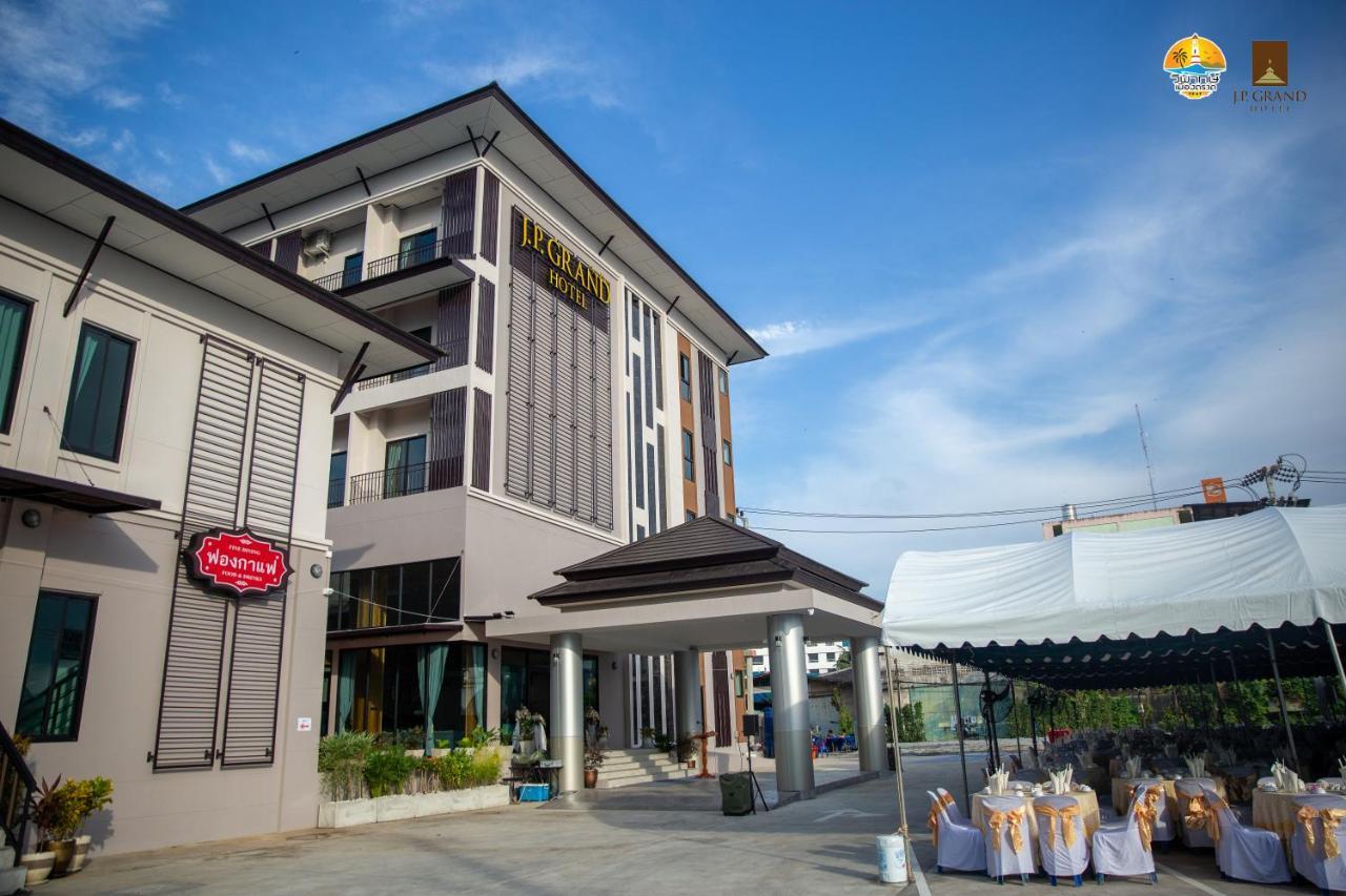 J.P.Grand Hotel ترات المظهر الخارجي الصورة